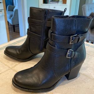 Naturalizer black booties size 8, almost new